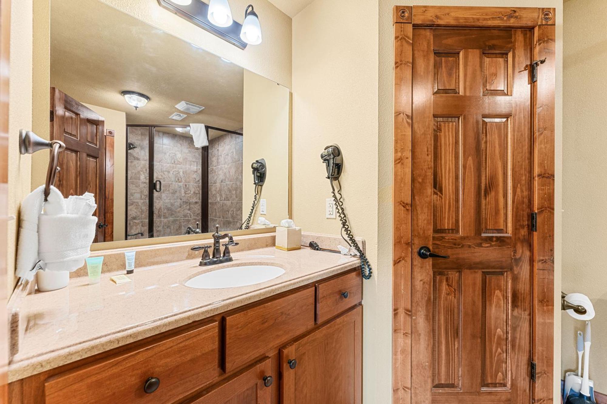 Makin Memories Lodge Cabin Branson West Bagian luar foto